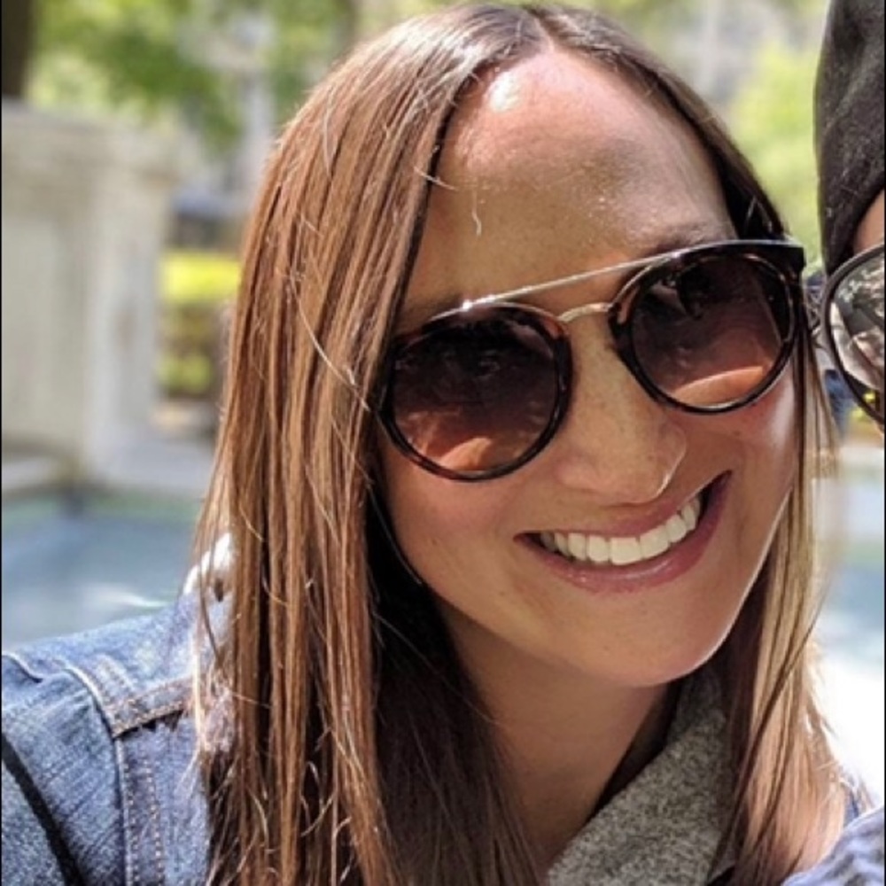 Meet your Posher, Traci